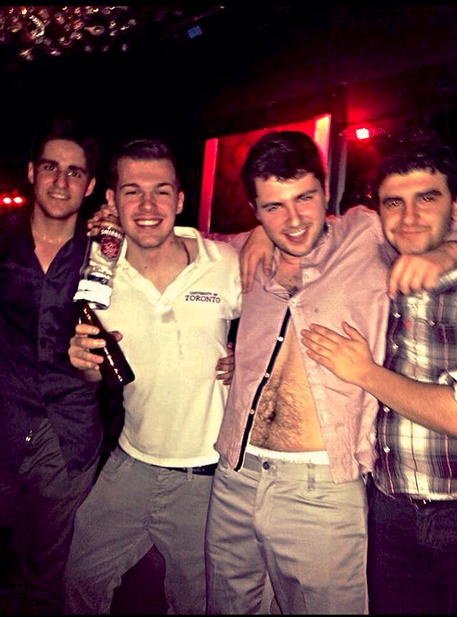 1012067_10153825255260366_652028662_n